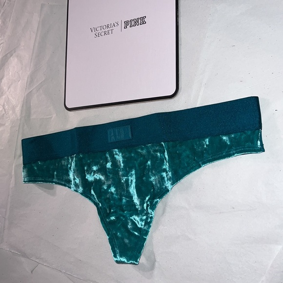 (M) UNISEX Victoria’s Secret Velvet THONG Underwear - Picture 3 of 14